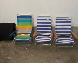 Fun pool chairs