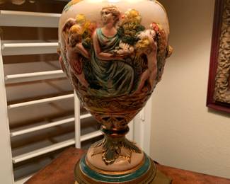 Capodimonte lamp