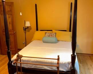 Antique Four Post Bed (Full size)
