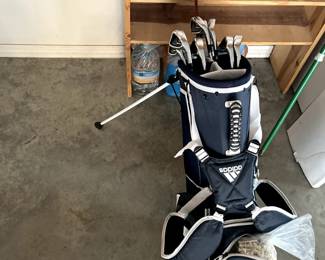 TaylorMade Golf set with bag and driver