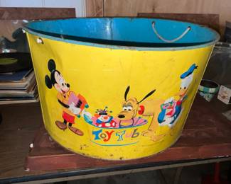 walt disney toy tub