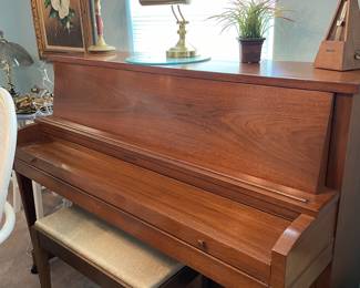 Baldwin Hamilton Upright Piano, very nice quality, Made in USA
