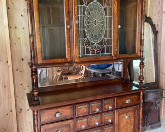 Beautiful Large Apothecary Cabinet by Pulaski.  Can be used in many ways 