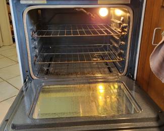 Whirlpool Range/Oven- Open View