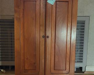 2 door medium cabinet,  front view, closed
