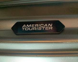 #123	American Tourister Hard-Back 4 wheel spinner - 28x18x12	 $60.00 
#124	American Tourister Hard-Back 4 wheel spinner - 28x18x12	 $60.00 
