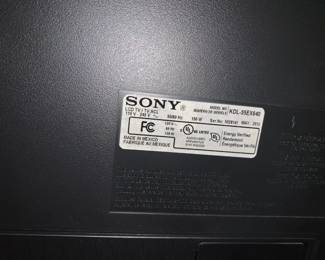 #79	Sony Flatscreen TV  KDL-55EX640 - w/remote	 $175.00 
