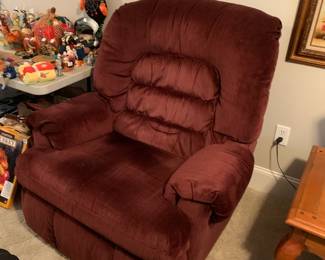 #150	Bugandy Extra Wide Recliner - You Move	 $150.00 
