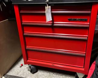 #168	Task Force Rolling 4 drawer Tool Box w/key  18x26x32	 $125.00 
