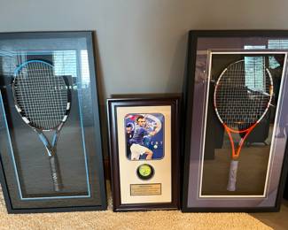 Roger Federer Photo and signed tennis ball