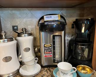 Italian coffee Canisters/ coffee machine