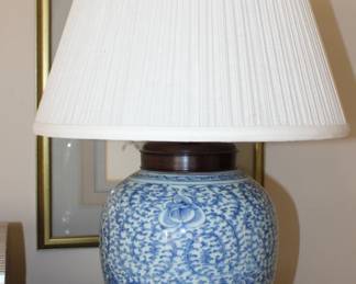 Blue White Asian Lamp