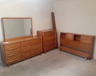 1950s MCM Bedroom 3-Piece Set manufactured by FS Harmon Mfg. Co. of Tacoma, Washington.