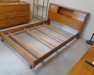 1950s MCM Full Bed manufactured by FS Harmon Mfg. Co. of Tacoma, Washington.