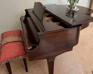 1935 Knabe Baby Grand piano (to be verified)