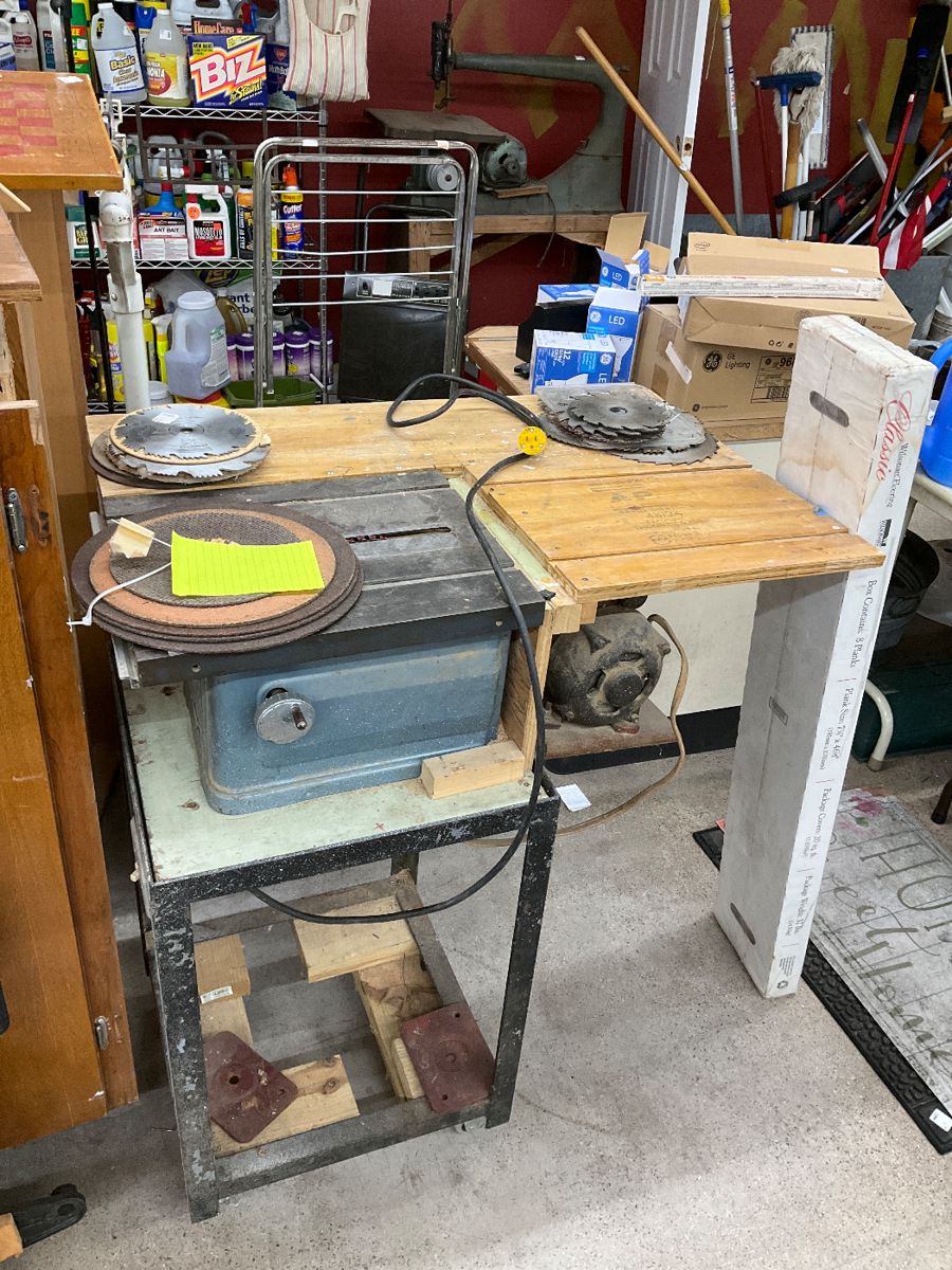 Table Saw     