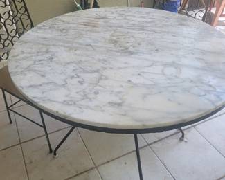Lanai table