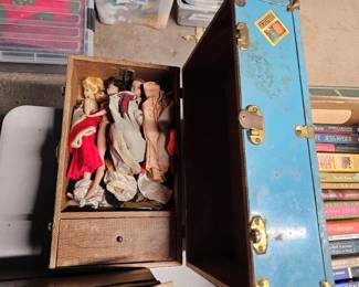 Vintage Toys / Barbies