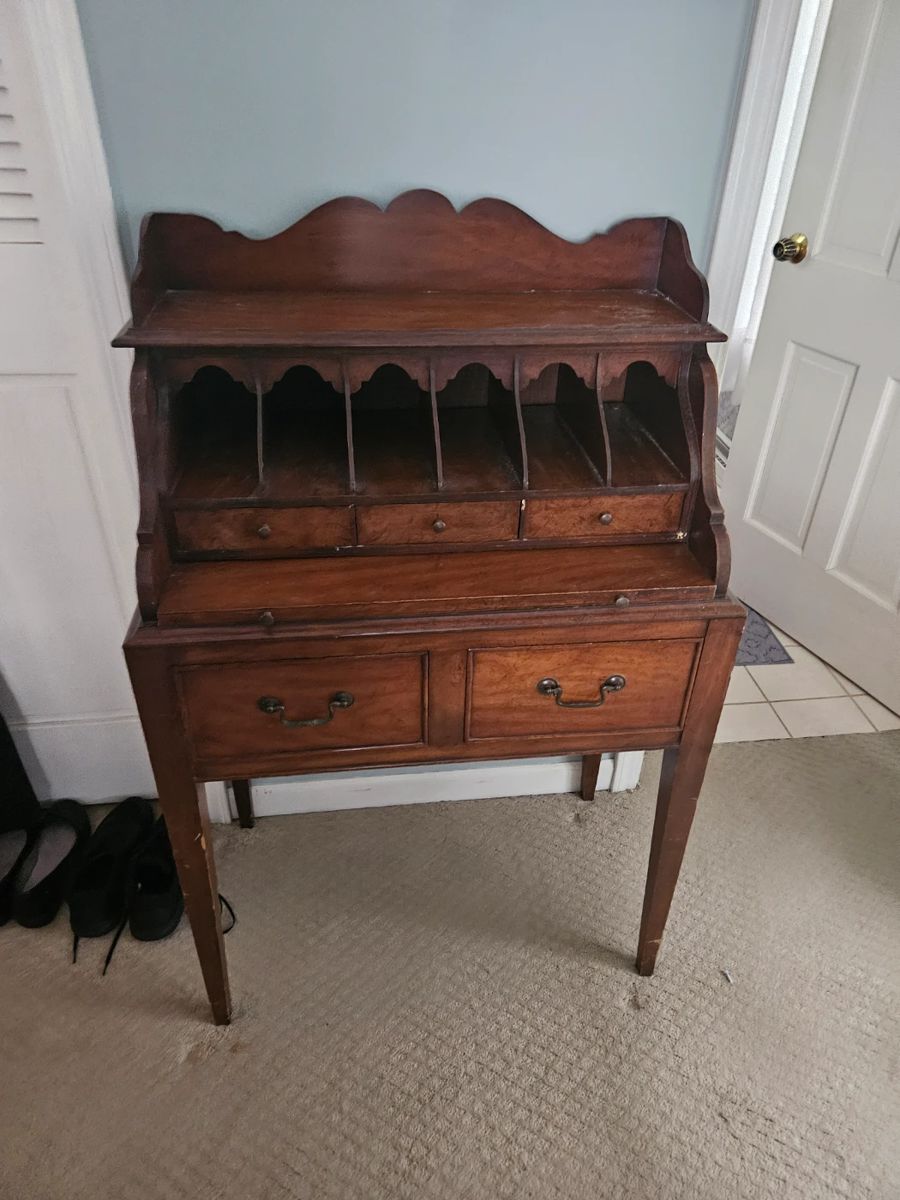Late 1800s desk