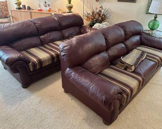 Fabric cushion covers are removable.