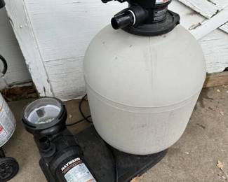 Approximately 1  year old pool pump.