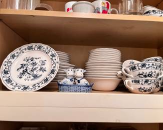 Lovely blue set of dishes