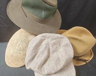 4 Vintage Newer Mens Hats
