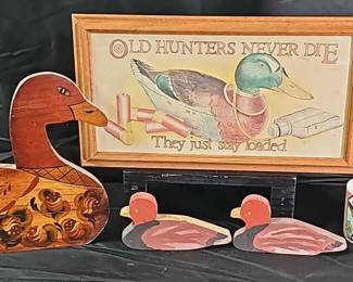 Vintage Hunters Sign w Wooden Ducks Mugs