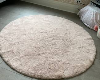 Round Pink Rug 58" dia $30