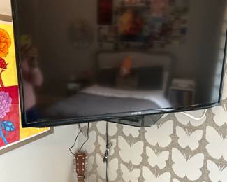 42" Samsung TV