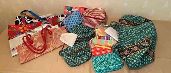 Travel Bags And Makeup Bags Clinique, Vera Bradley, Ralph lauren And More