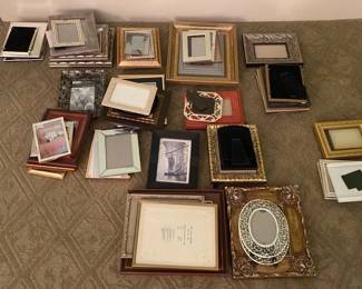 Mystery Lot Assorted Size, Color, Style Picture Frames  Decor, Wall Art, Crafting 