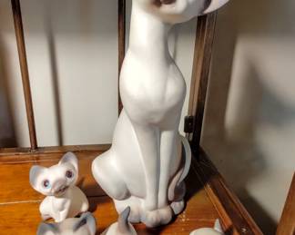 Freeman McFarlin Vintage Siamese Cats