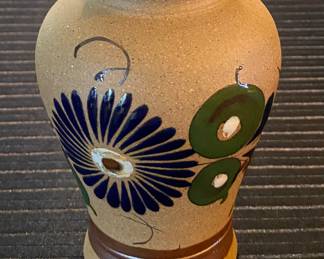 Talat Mexico Vase (approximately 5.75”)