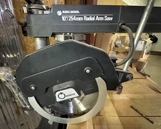  Black and Decker 10" Radial Arm Saw 