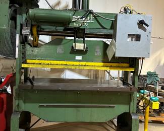 PRE-SELLING:   
RoussellE no. ss72 punch press