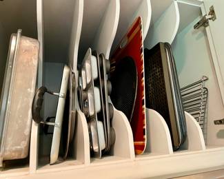 baking pans and trays