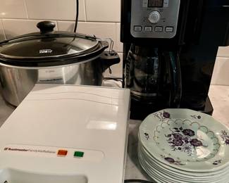 Cuisinart coffee pot, Toastmaster sandwich press, crock pots, set of hand painted Calyx Ware luncheon plates