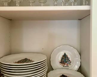 Christmas china, misc cordials