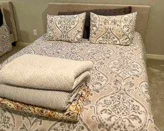 pair of queen platform beds