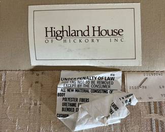 Highland House of Hickory Inc Loveseat 
