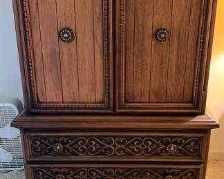 Vintage Dresser And Chest Of Drawers