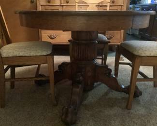 Round Oak Table with paw feet