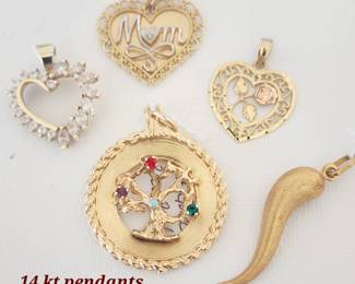 14kt gold pendants ~ lots of hearts = lots of love for mom
