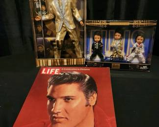 Elvis The King Of Rock And Roll Memorabilia 