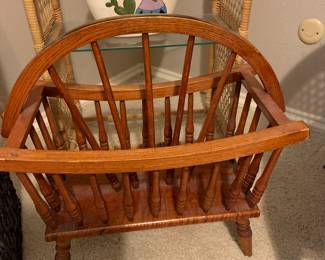 wood magazine rack