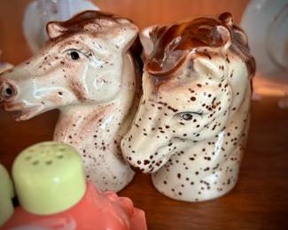 Vintage horse salt & pepper shakers