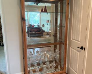 display cabinet 