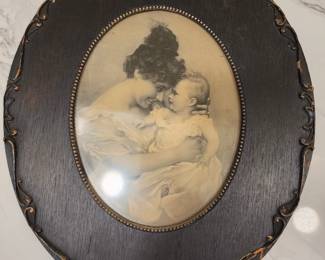 ANTIQUE OVAL WOOD FRAME AND PICTURE