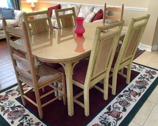 Henry Link dining table/ 4 matching chairs